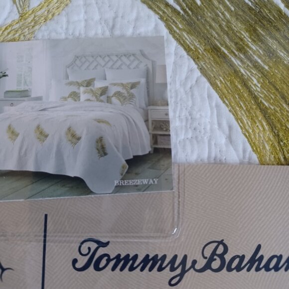 Tommy Bahama Breezeway Quilted King Sham | NWT | Palm Embroidery | White & Green - Picture 7 of 8